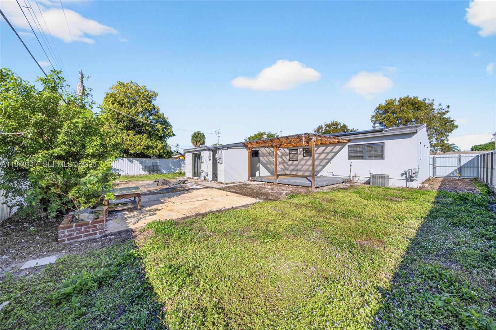 SCOTT LAKE MANOR SEC 6 - Residential