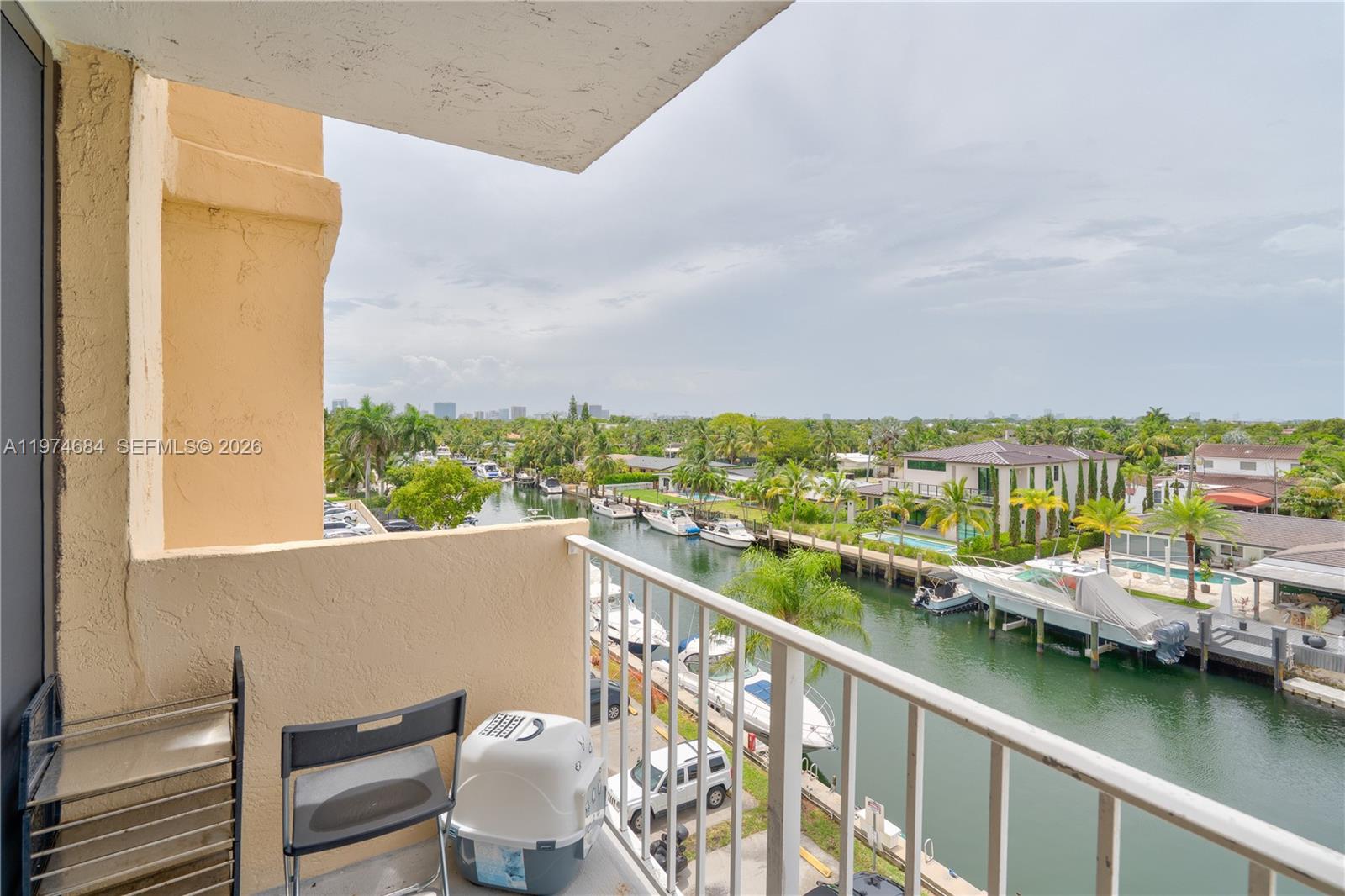 VECINO DEL MAR CONDO - Residential