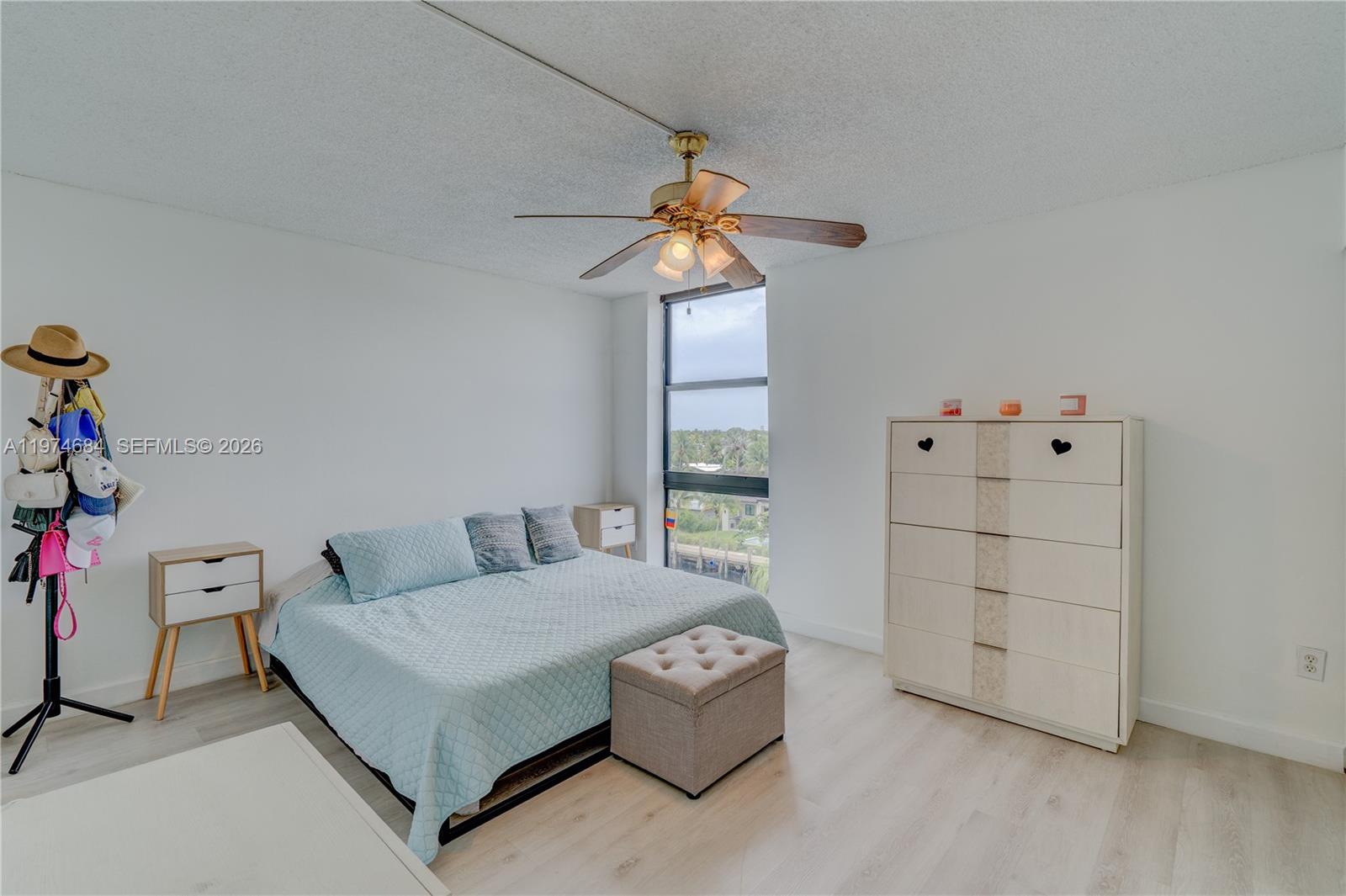 VECINO DEL MAR CONDO - Residential