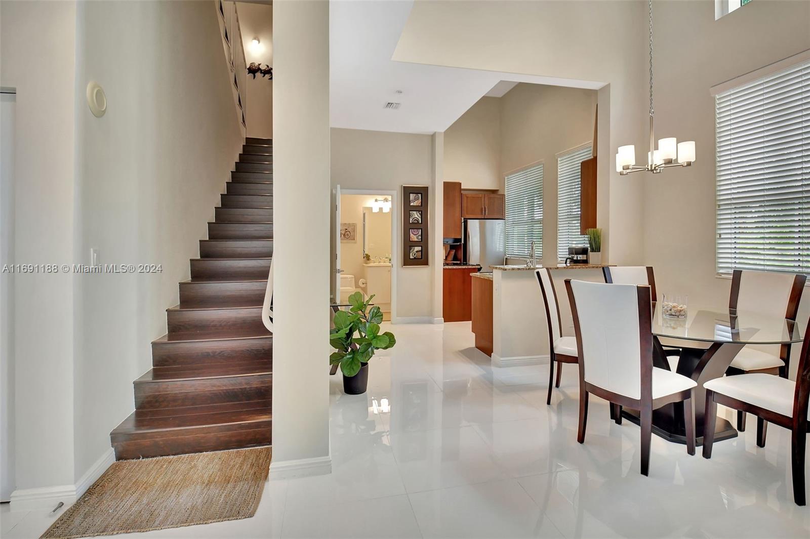 CASA COSTA CONDO - Residential