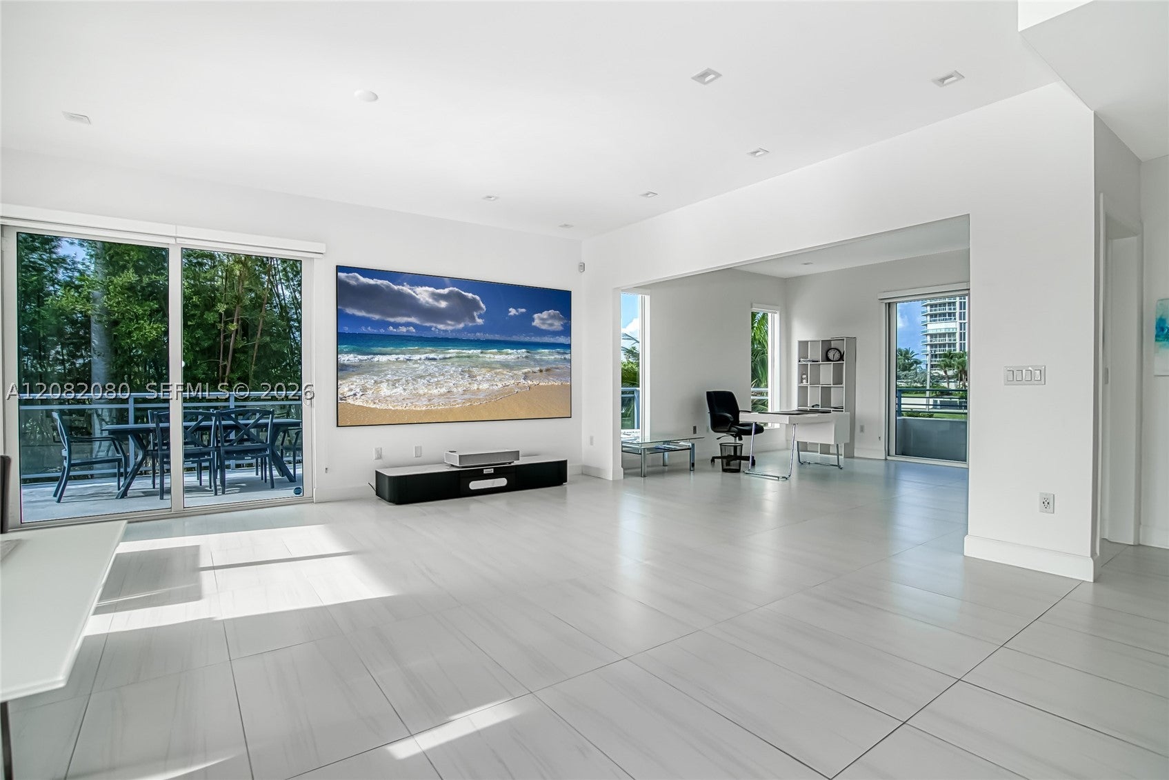 6100 N Ocean Dr 2N
