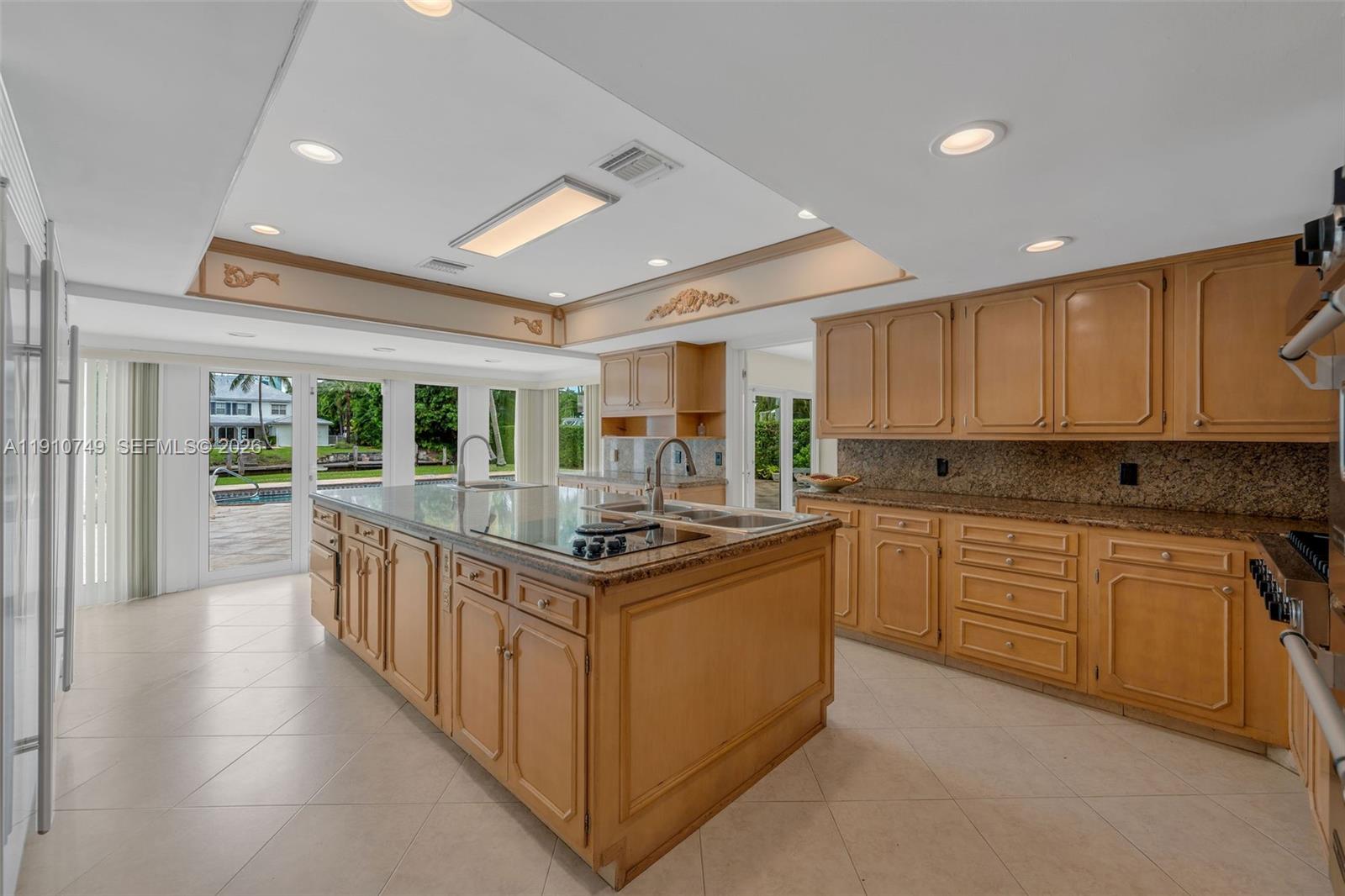 BAY POINT - Residential