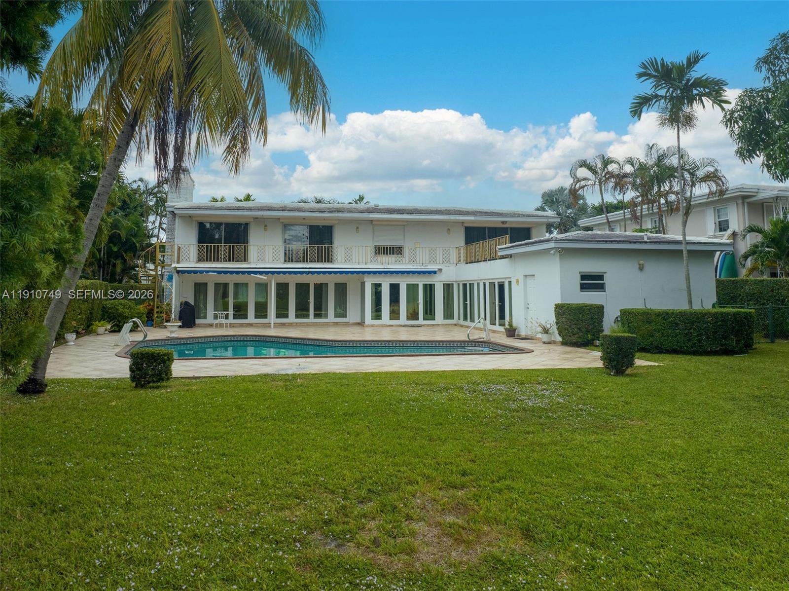 BAY POINT - Residential