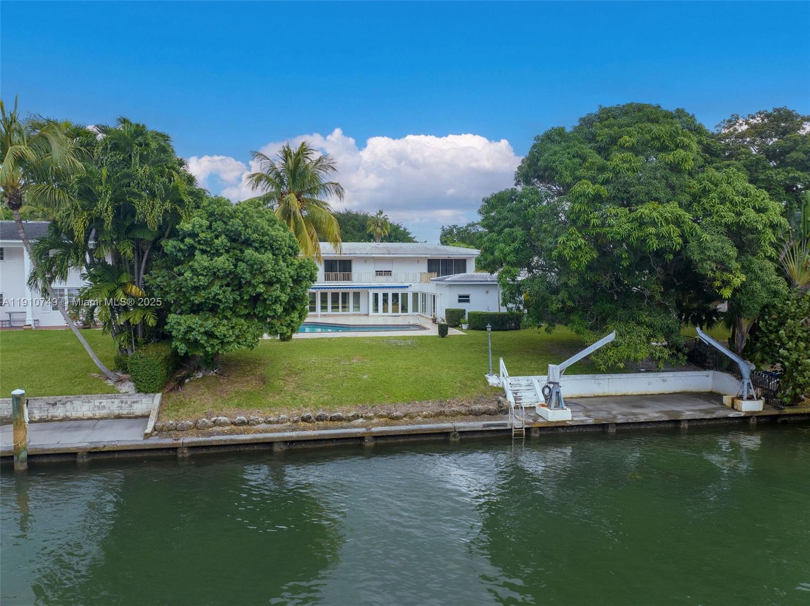 BAY POINT - Residential