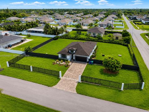 Tiny photo for 30771 SW 193rd Ct, Homestead, FL 33030 (MLS # A12026901)