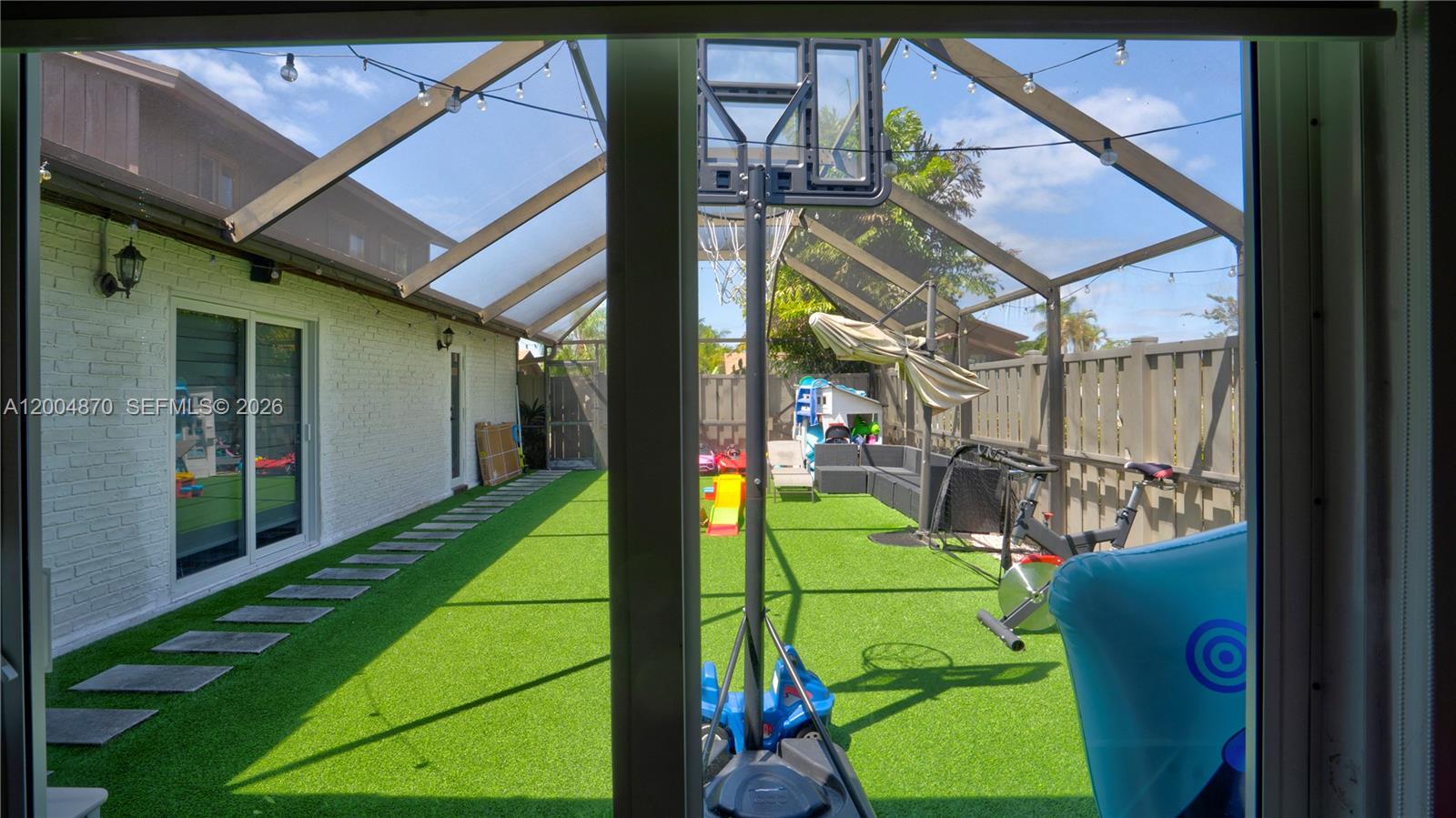 BOCA GARDENS - Residential