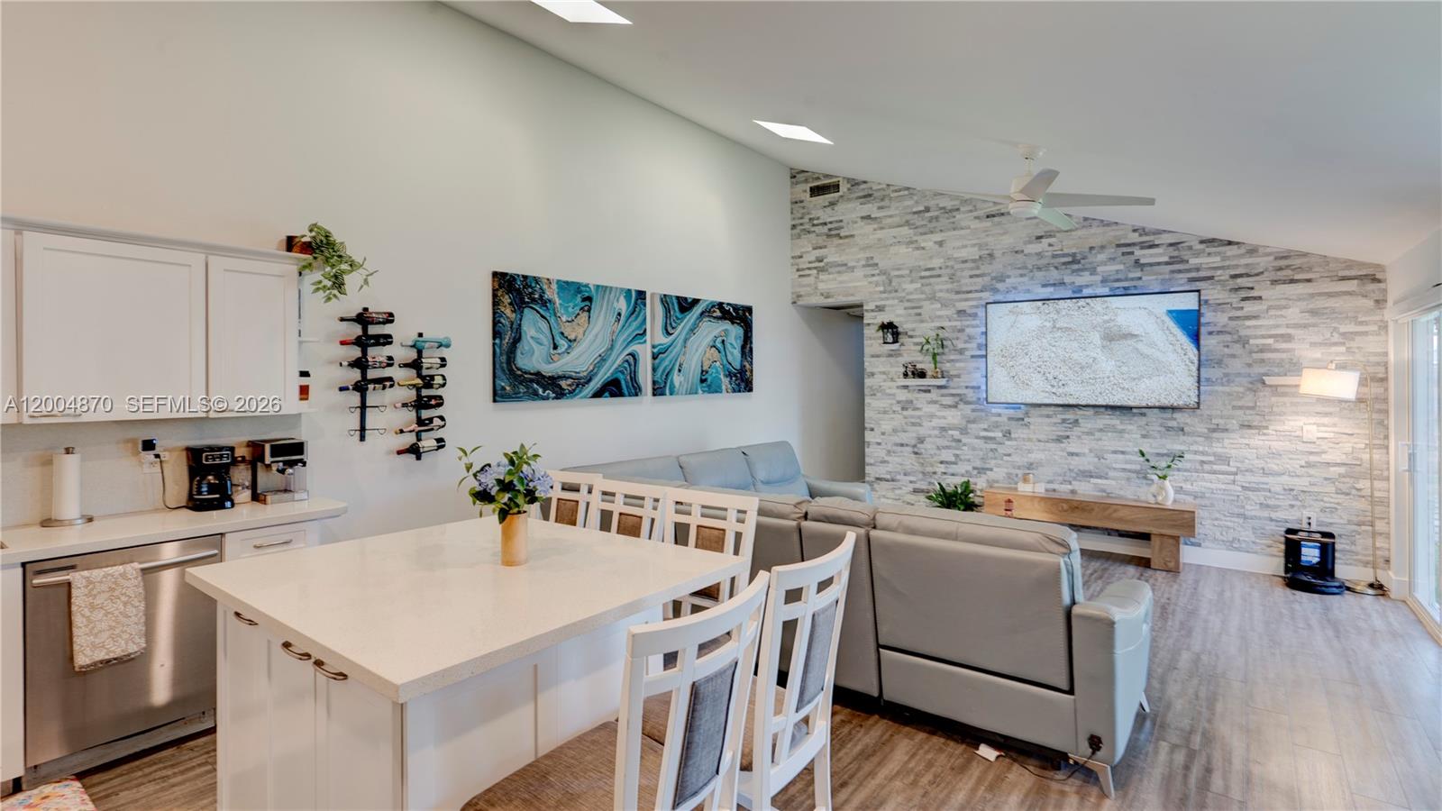 BOCA GARDENS - Residential