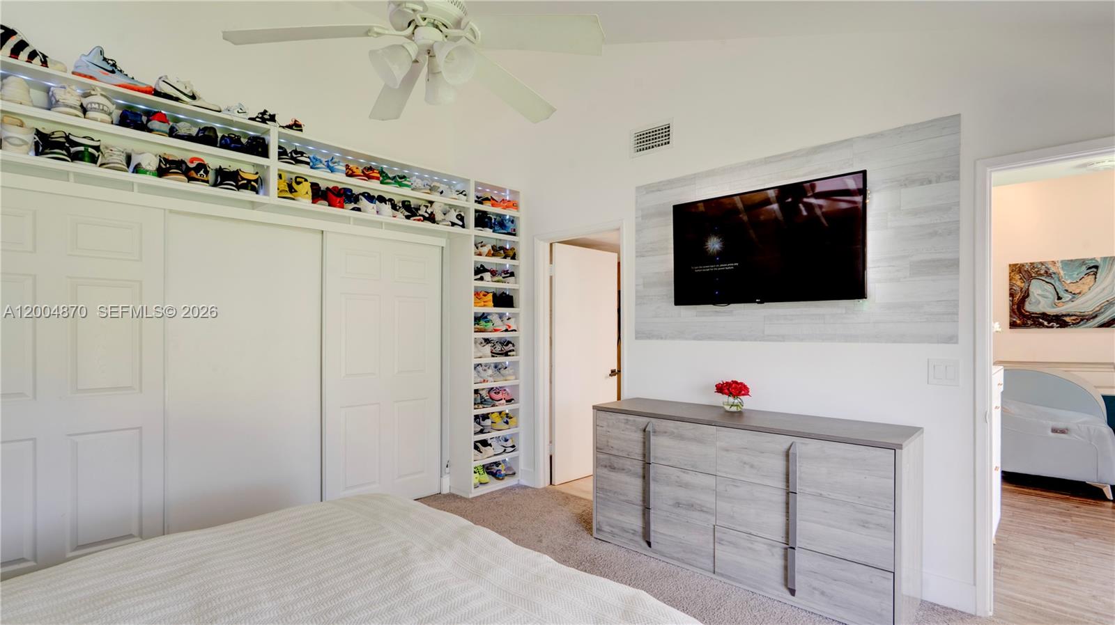 BOCA GARDENS - Residential