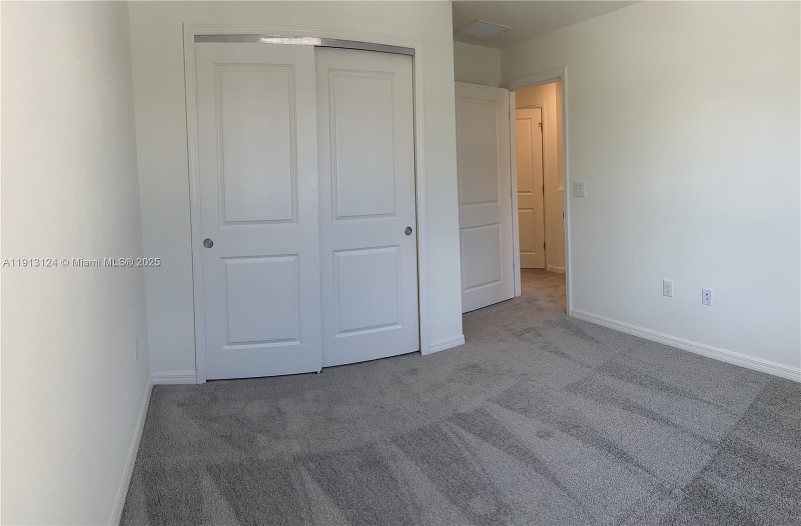 BAYSHORE COMMONS AS DESC - Residential