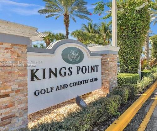 KINGS POINT SAXONY CONDOS - Residential