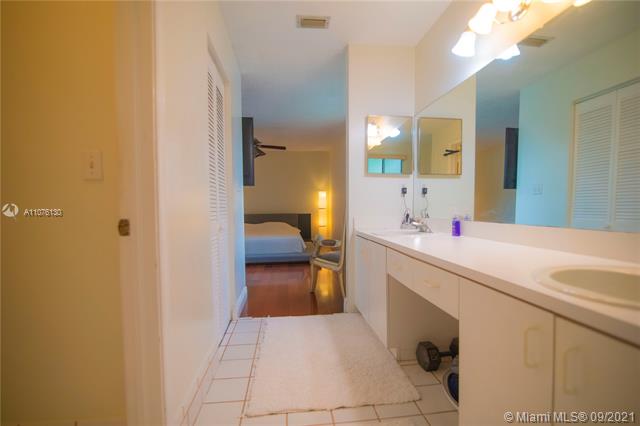 WEITZER COUNTRY HOMES - Residential