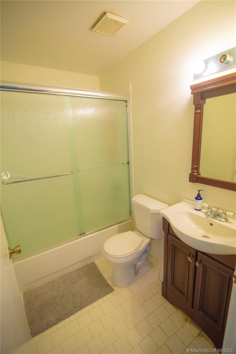 WEITZER COUNTRY HOMES - Residential