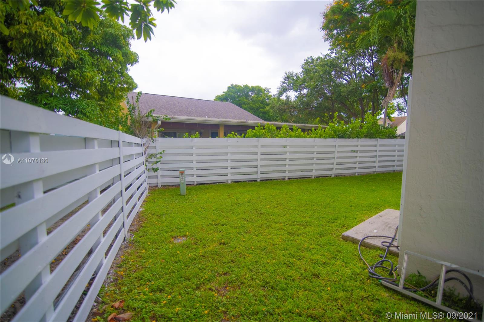 WEITZER COUNTRY HOMES - Residential