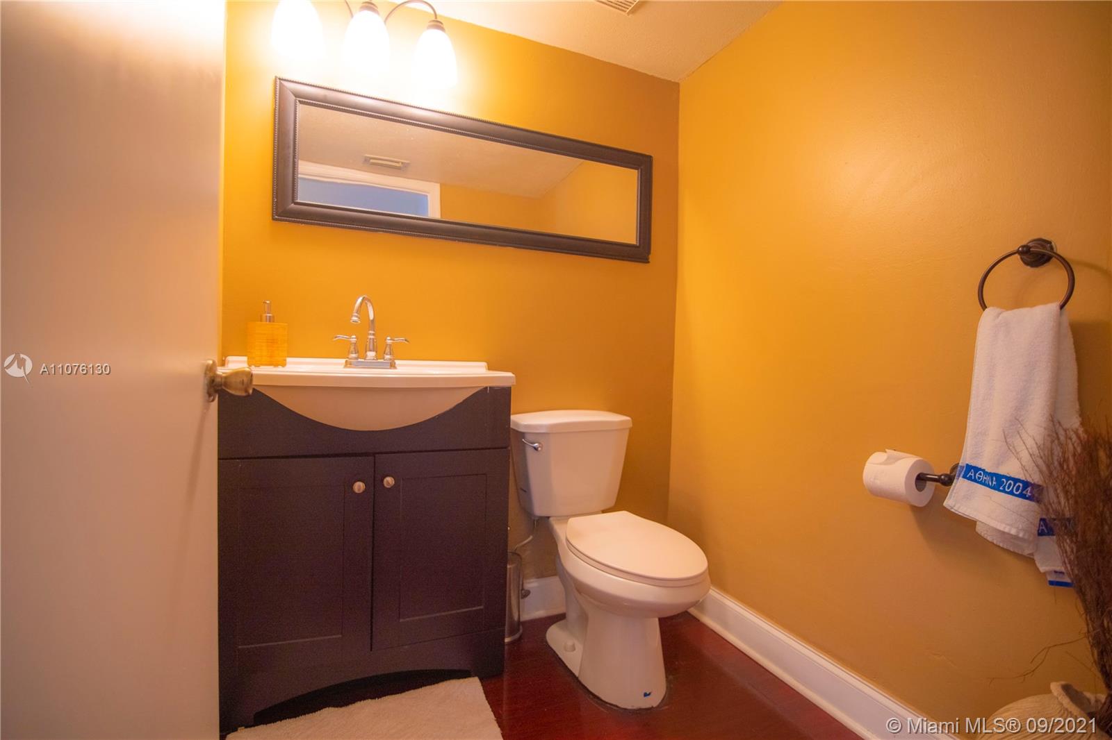 WEITZER COUNTRY HOMES - Residential