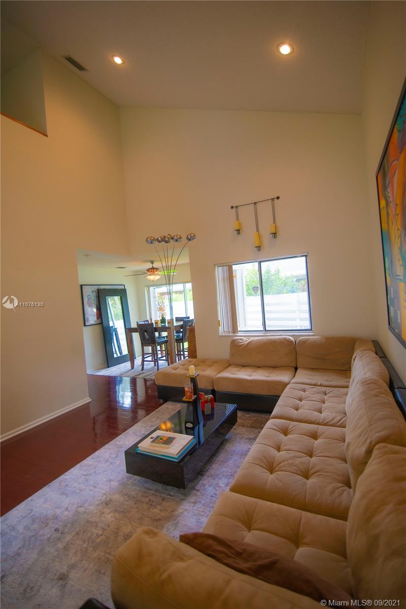 WEITZER COUNTRY HOMES - Residential