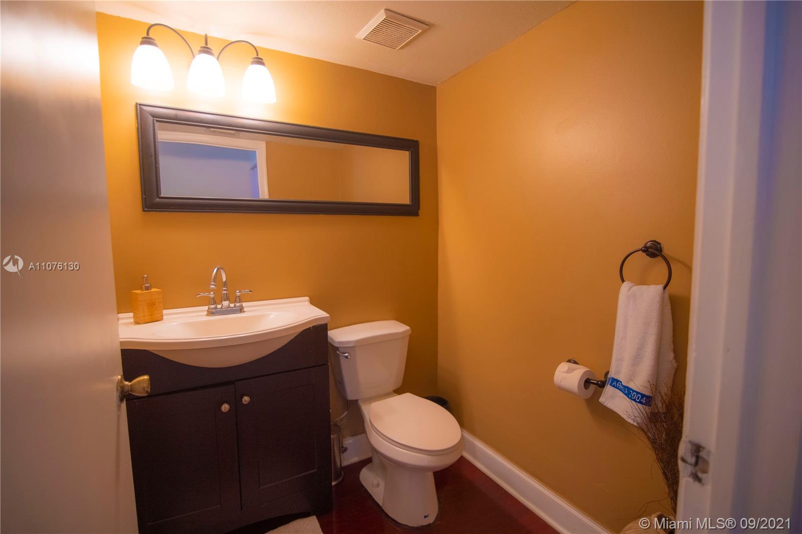 WEITZER COUNTRY HOMES - Residential