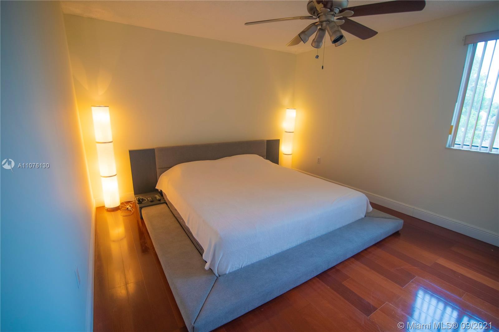 WEITZER COUNTRY HOMES - Residential