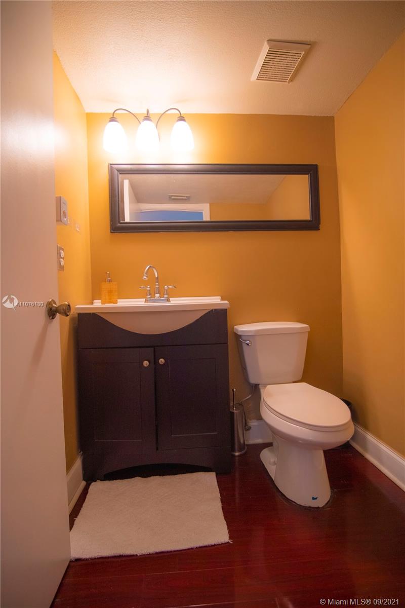 WEITZER COUNTRY HOMES - Residential