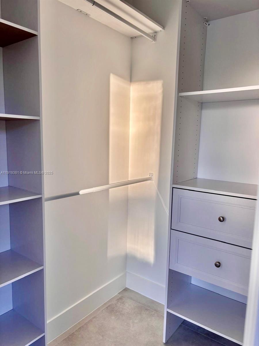 SUNSET EAST - Residential