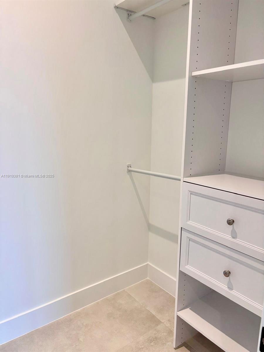 SUNSET EAST - Residential