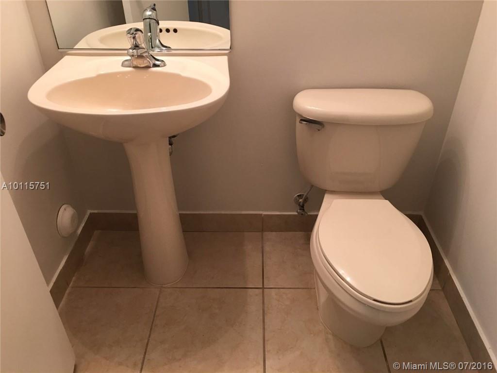 Pembroke Cay Condo - Residential Lease