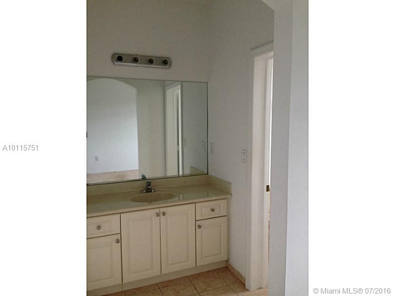 Pembroke Cay Condo - Residential Lease