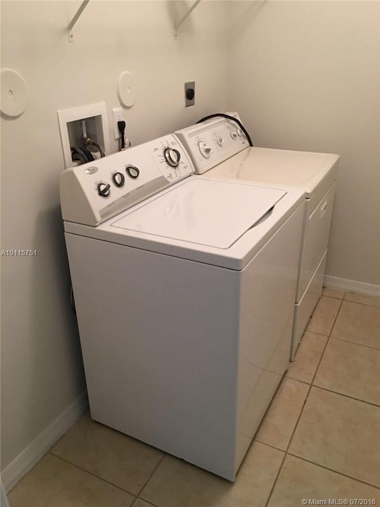 Pembroke Cay Condo - Residential Lease