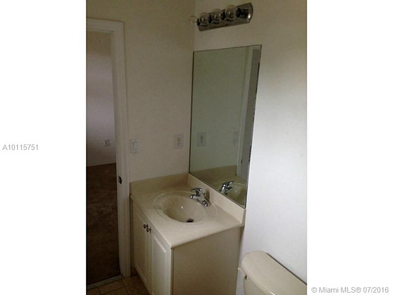 Pembroke Cay Condo - Residential Lease