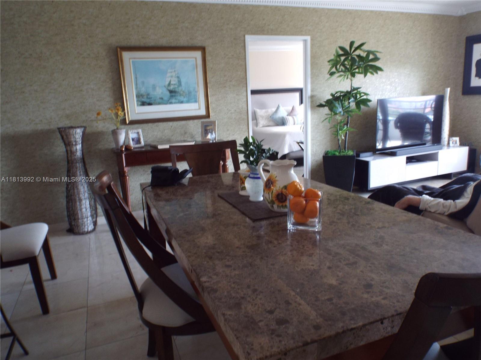 OLYMPUS CONDO PHASE - Residential