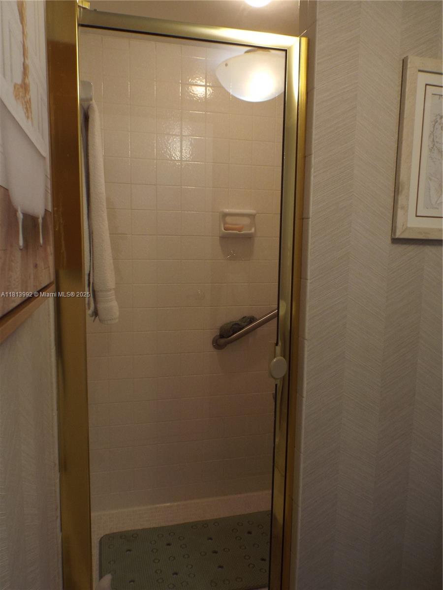 OLYMPUS CONDO PHASE - Residential