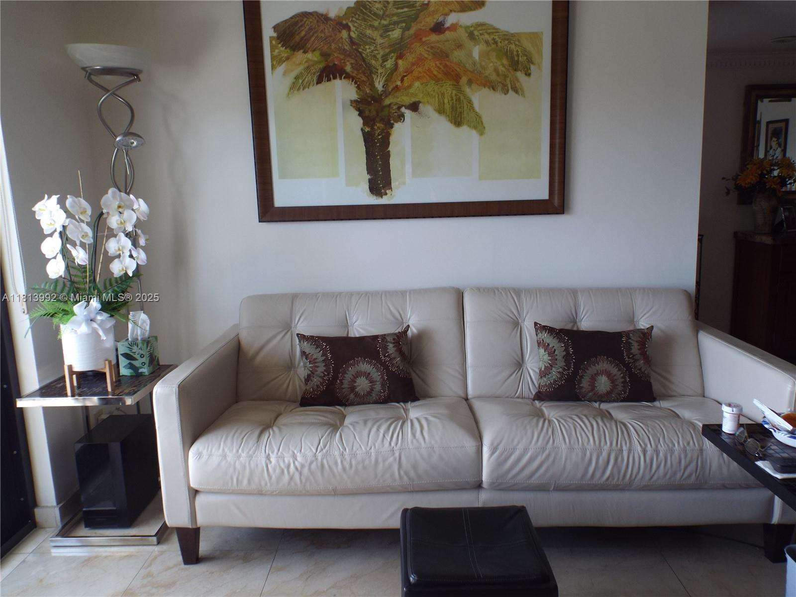 OLYMPUS CONDO PHASE - Residential