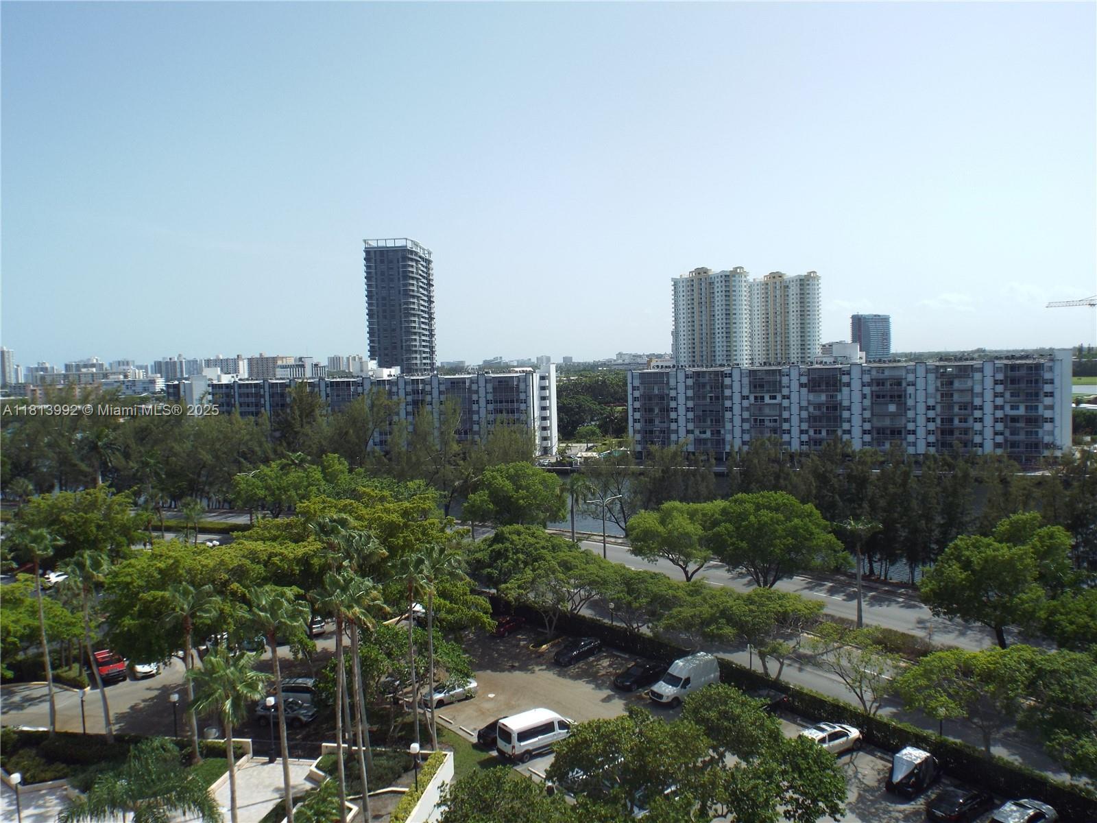 OLYMPUS CONDO PHASE - Residential