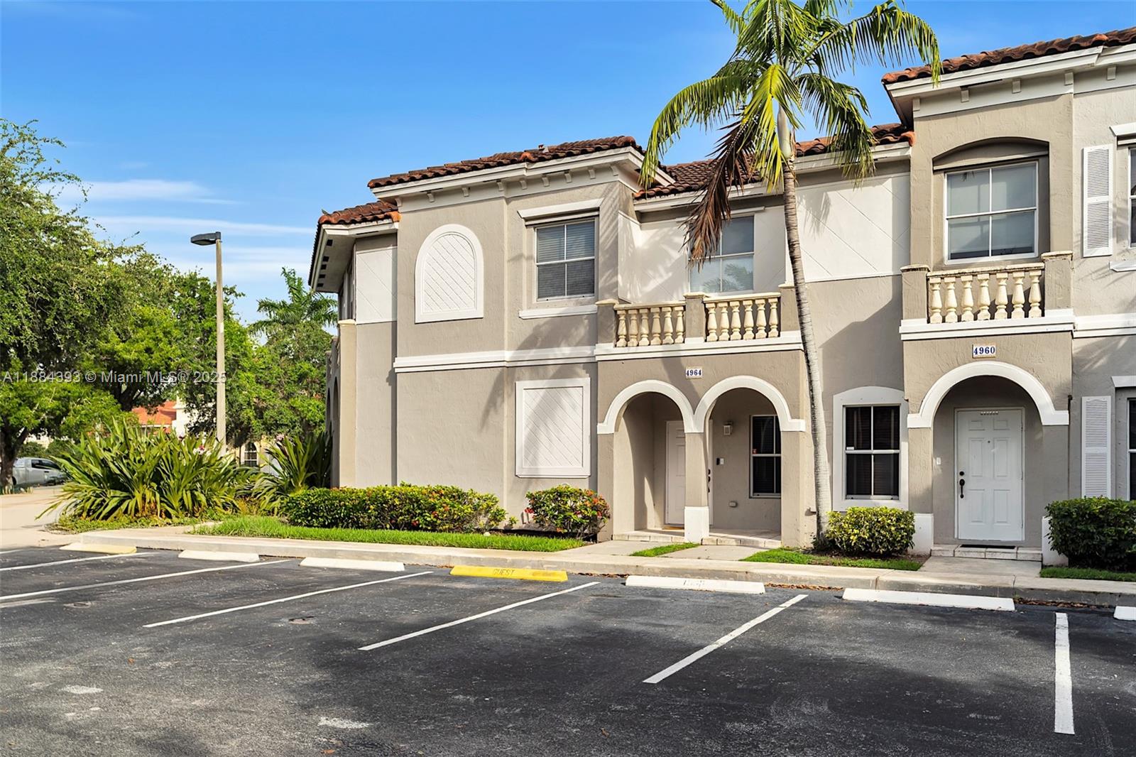 LAS TERRAZAS AT VIZCAYA - Residential