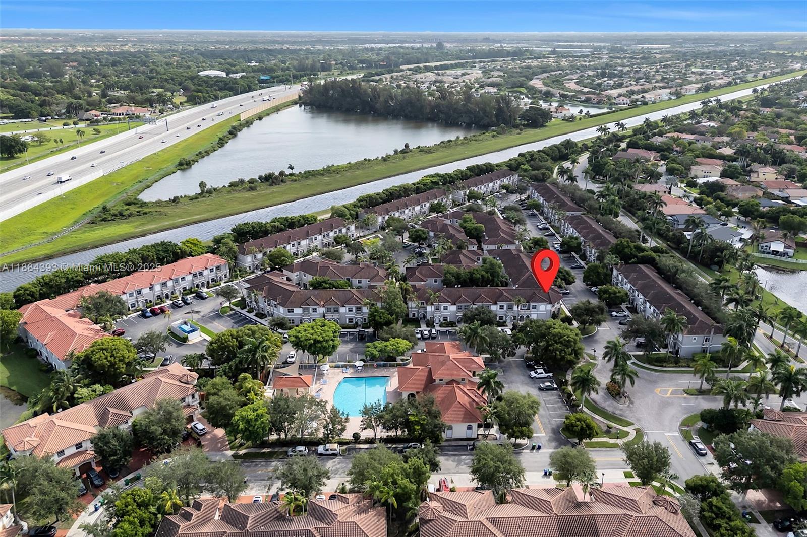 LAS TERRAZAS AT VIZCAYA - Residential