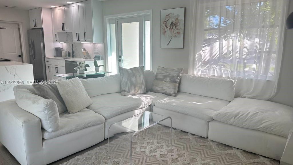 Photo of 4455 NW 18th Ter, Oakland Park, FL 33309 (MLS # A11922659)