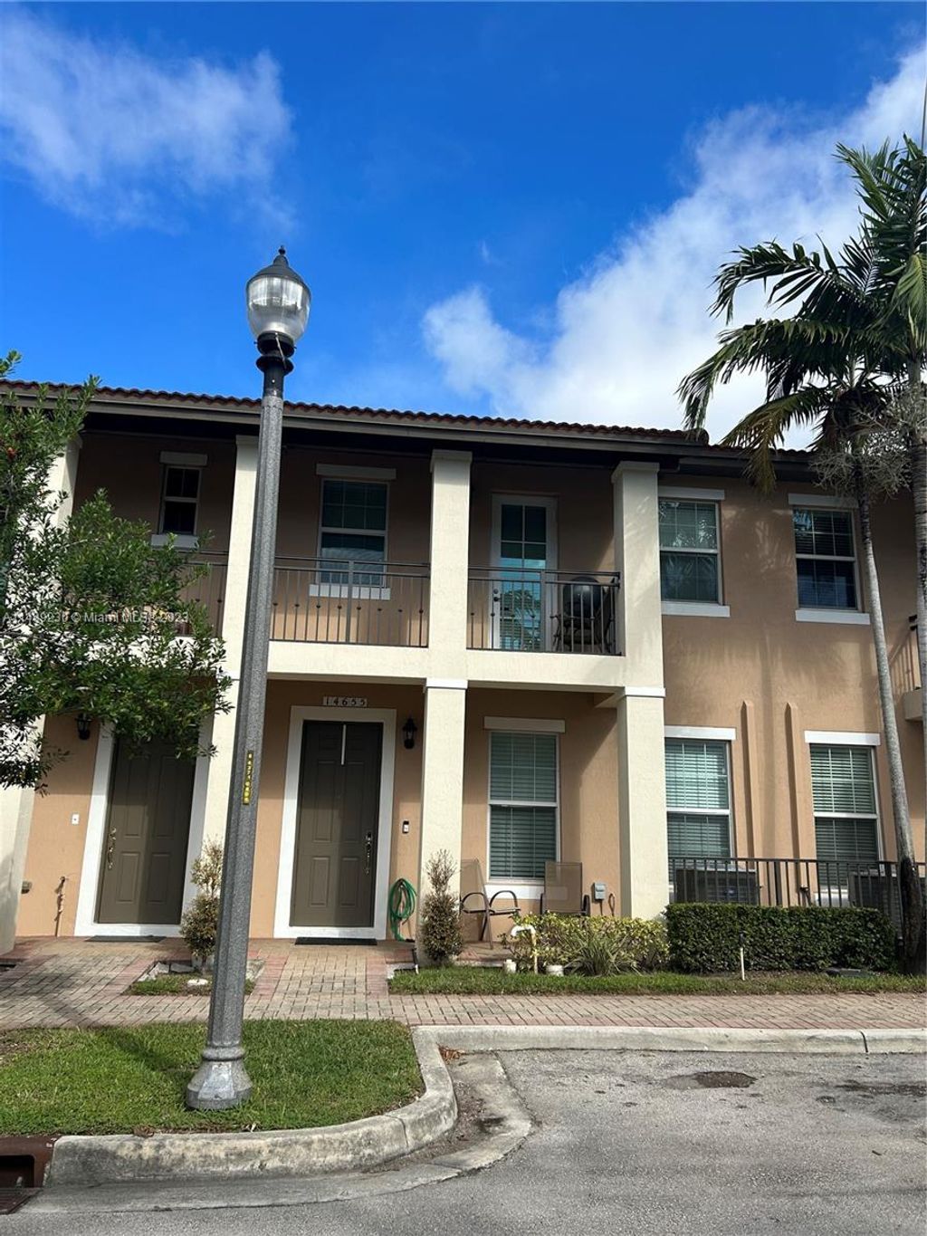 Photo of Pembroke Pines, FL 33027 (MLS # A11489230)