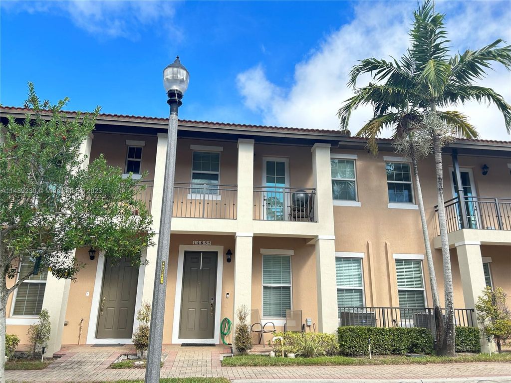 Photo of Pembroke Pines, FL 33027 (MLS # A11489230)