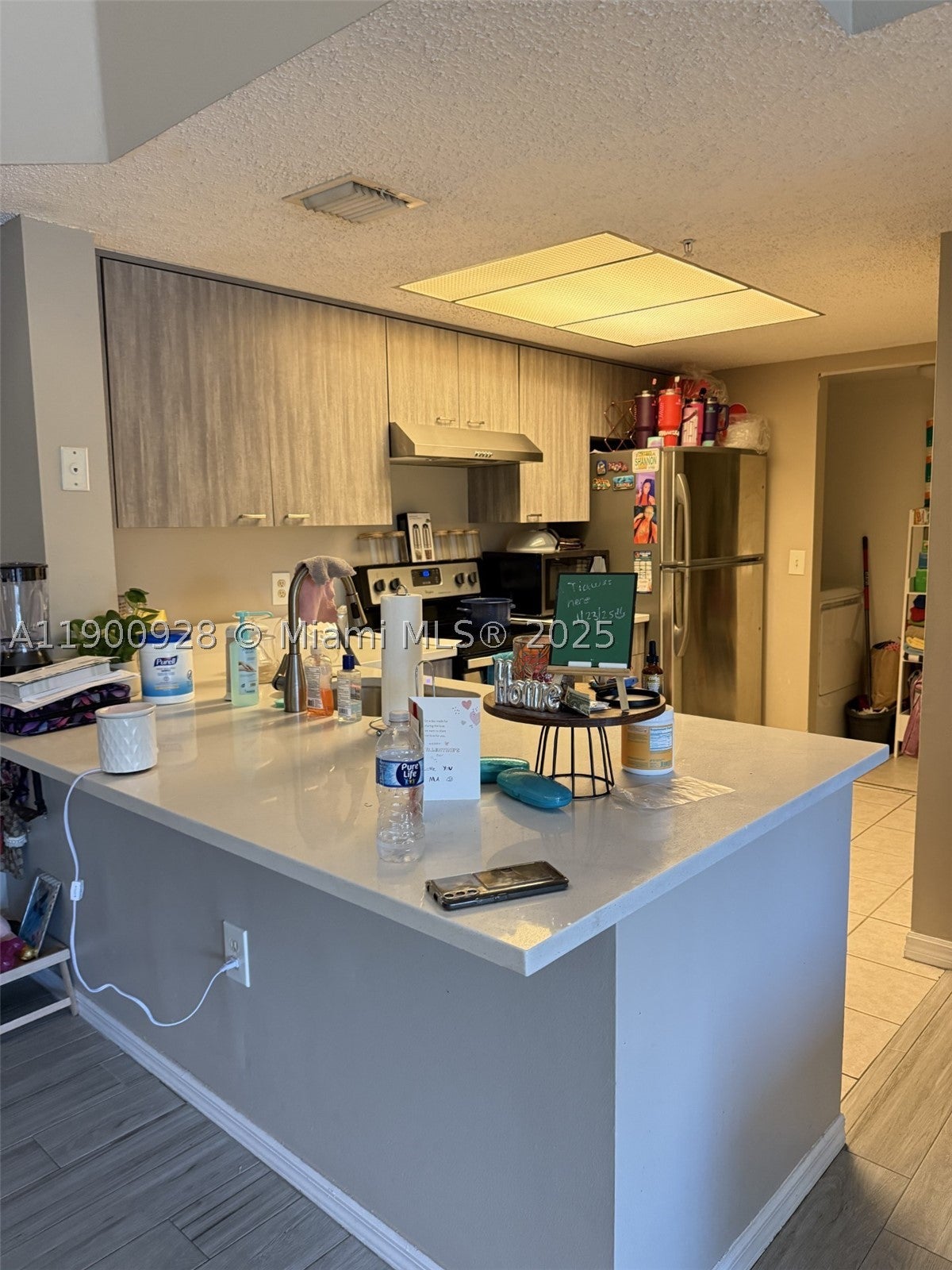 5015 Wiles Rd 207