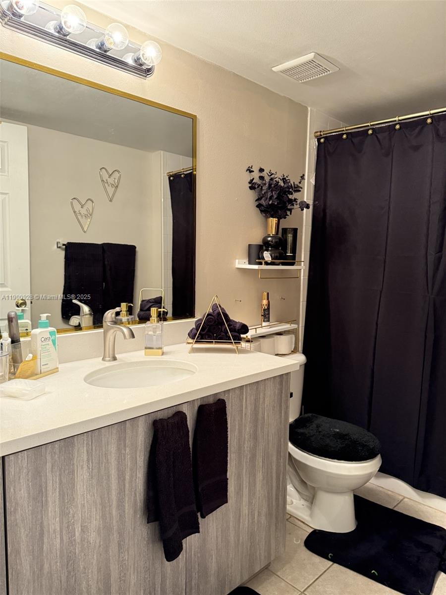 EVERGREEN LAKES CONDO - Residential