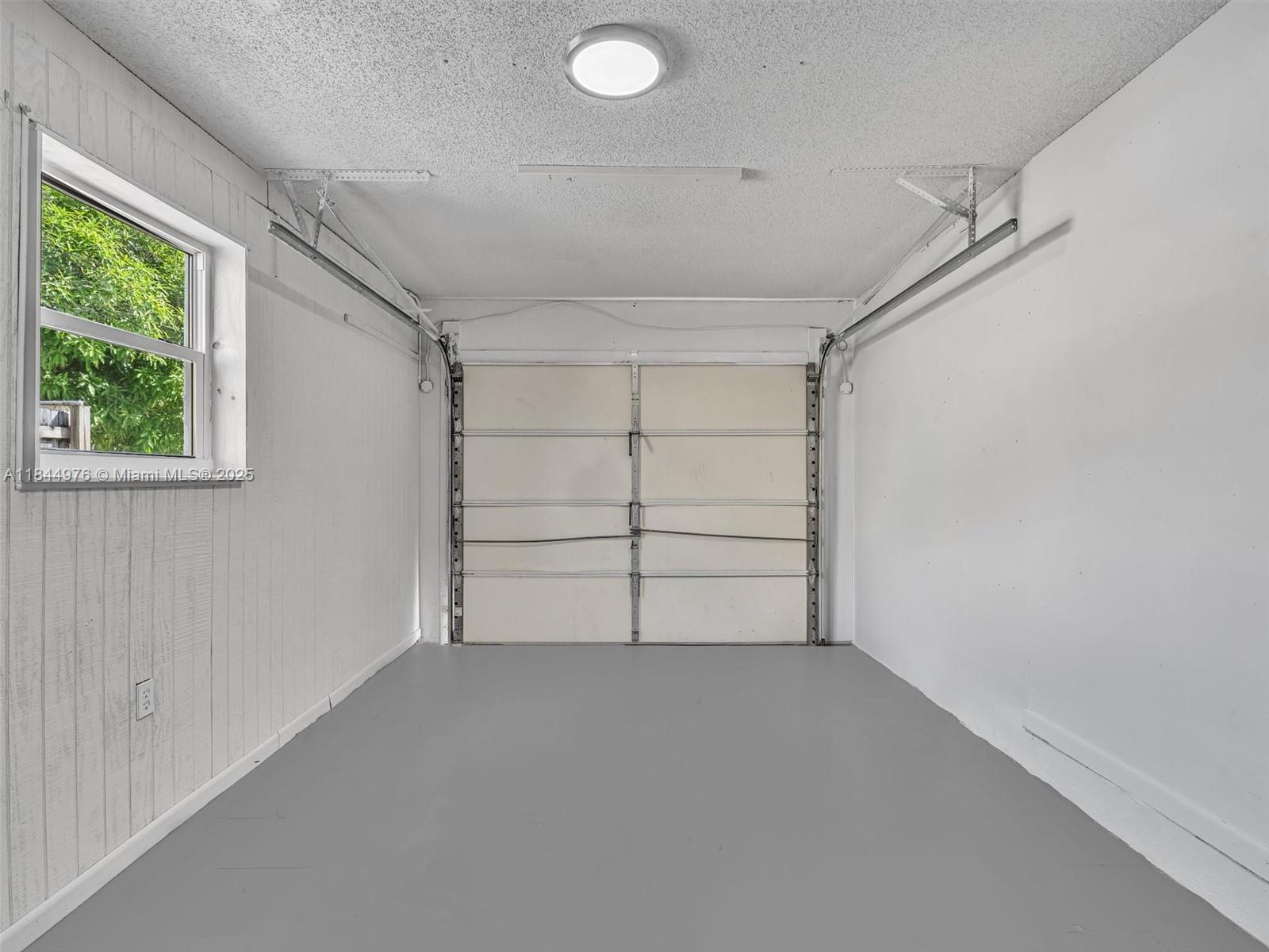 SANDALFOOT COVE SEC 3 - Residential