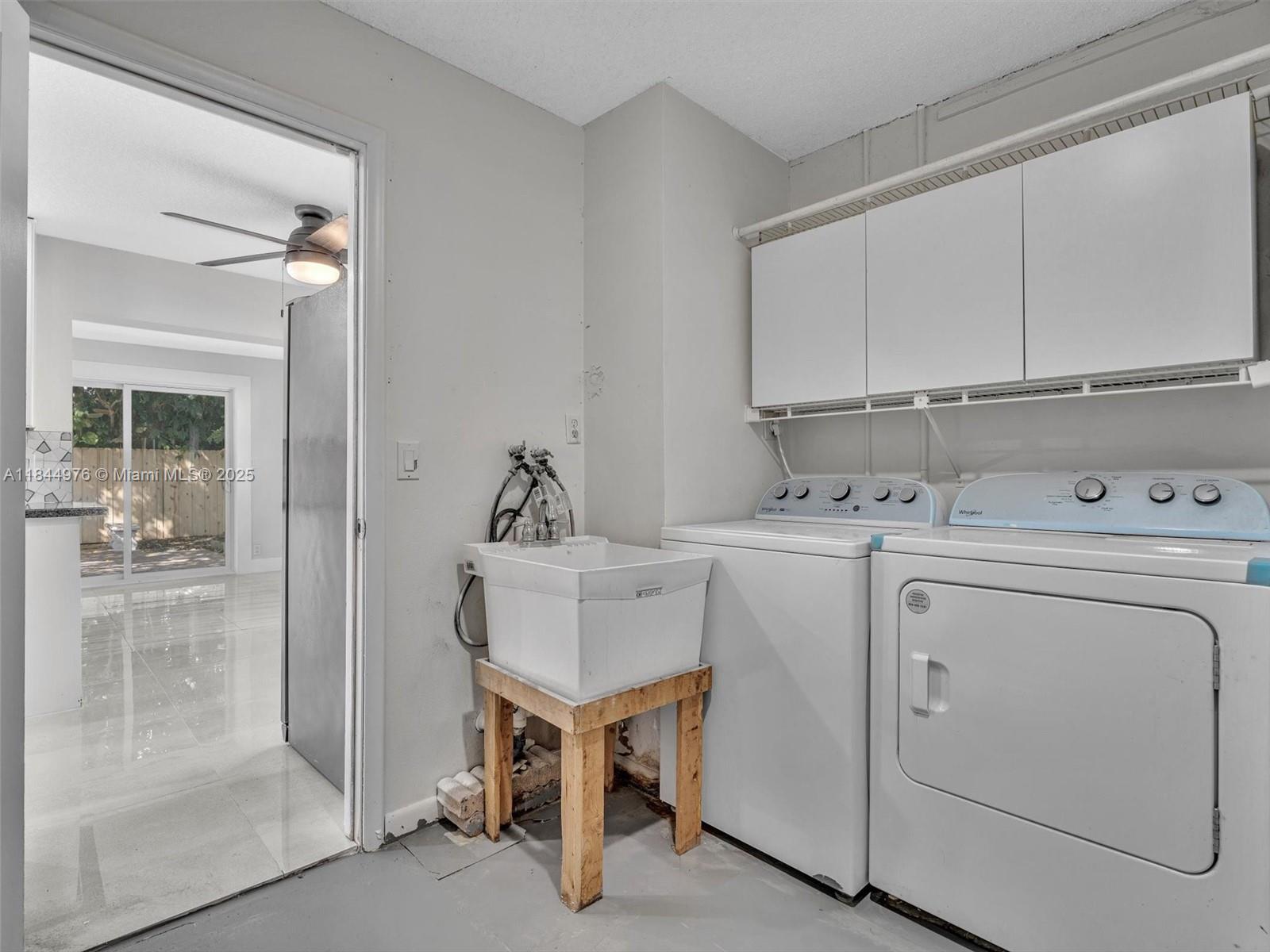 SANDALFOOT COVE SEC 3 - Residential