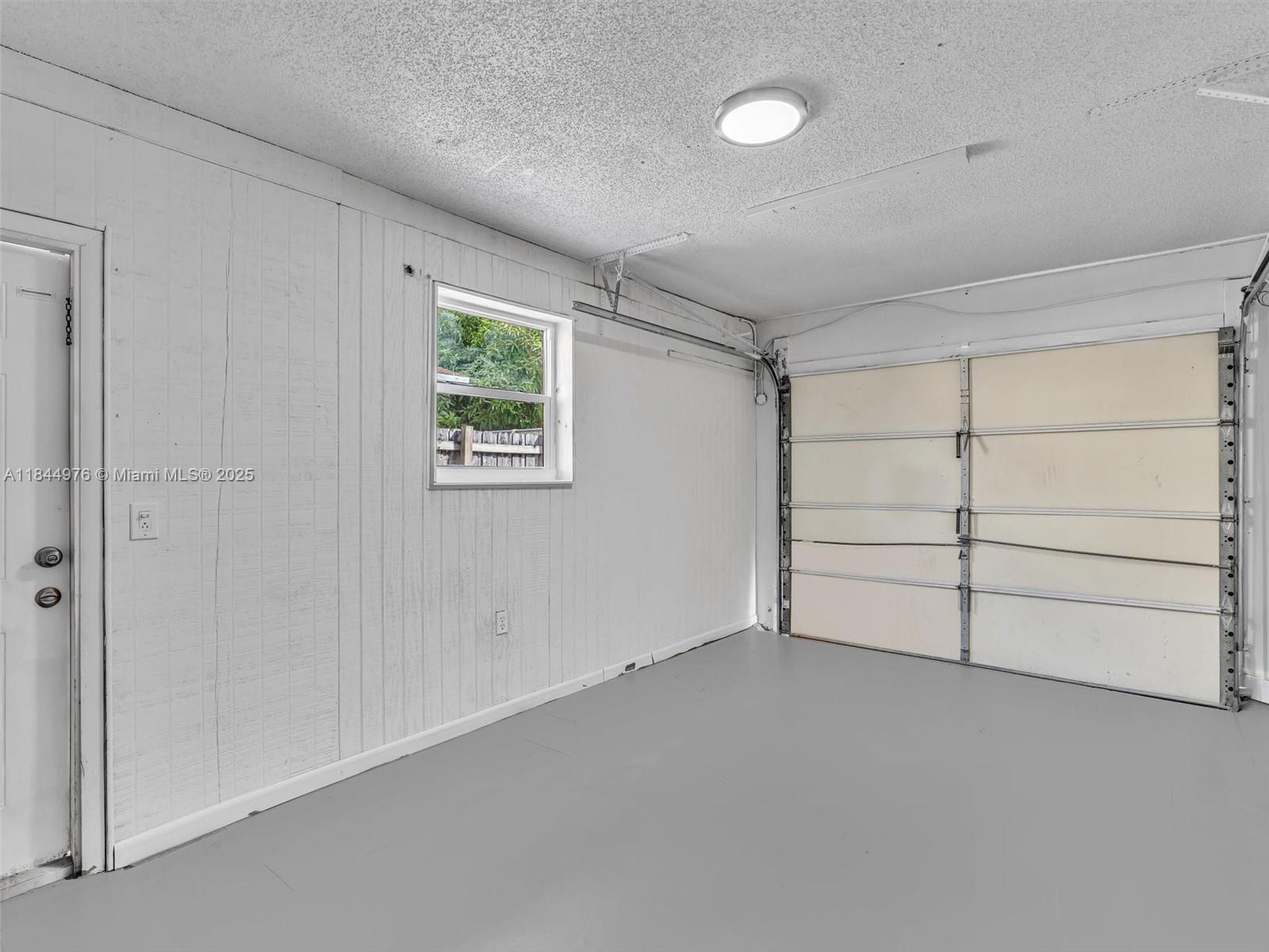 SANDALFOOT COVE SEC 3 - Residential