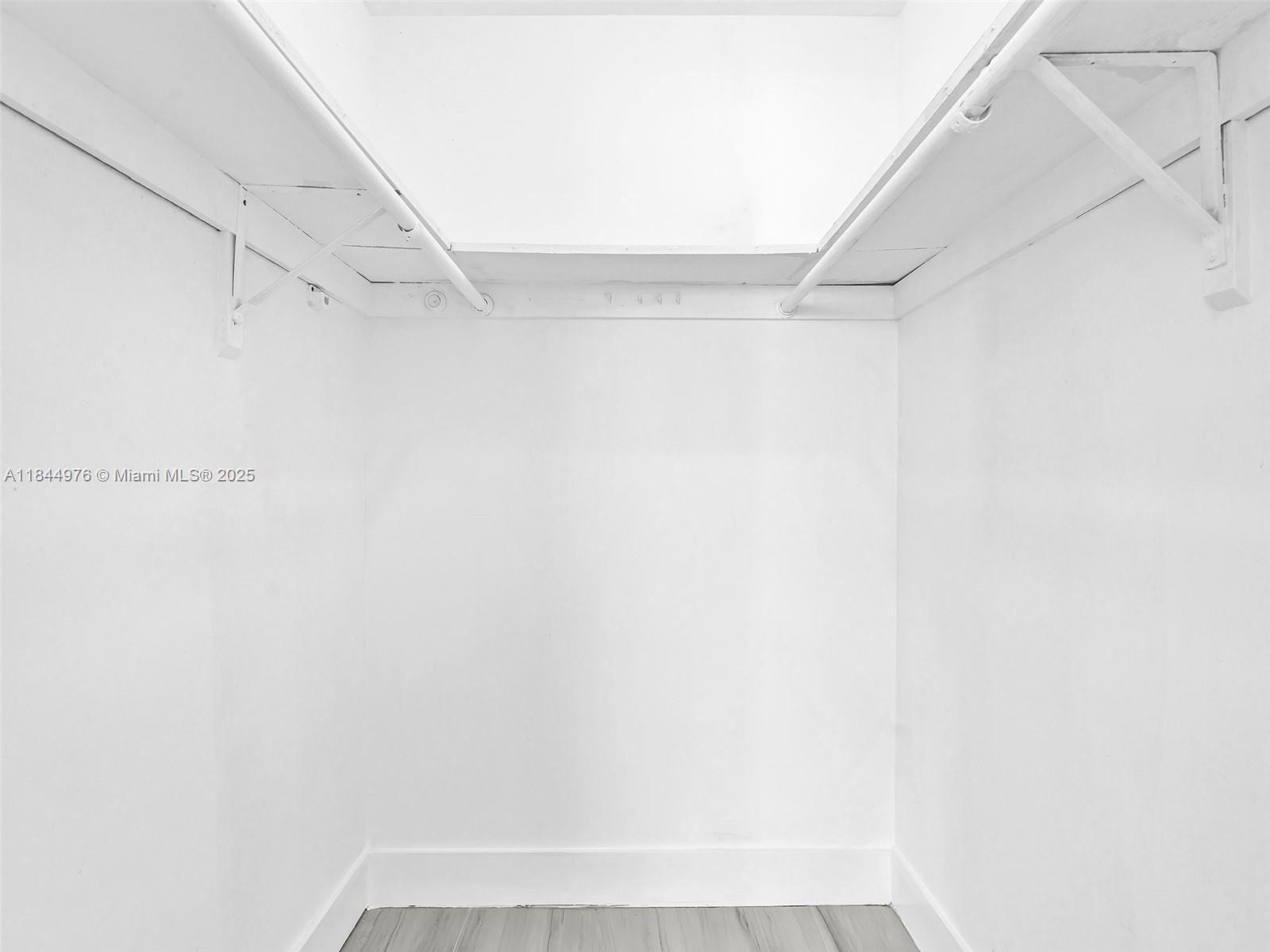 SANDALFOOT COVE SEC 3 - Residential