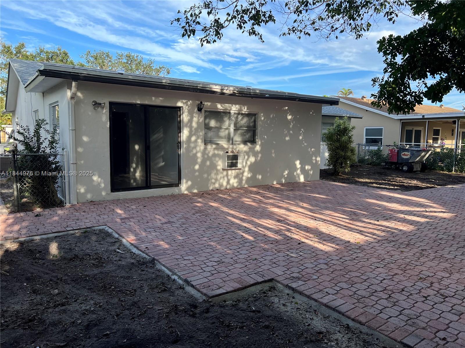 22571 SW 65th Ave, Boca Raton, FL, 33428/$500,000 1 22571 SW 65th Ave
