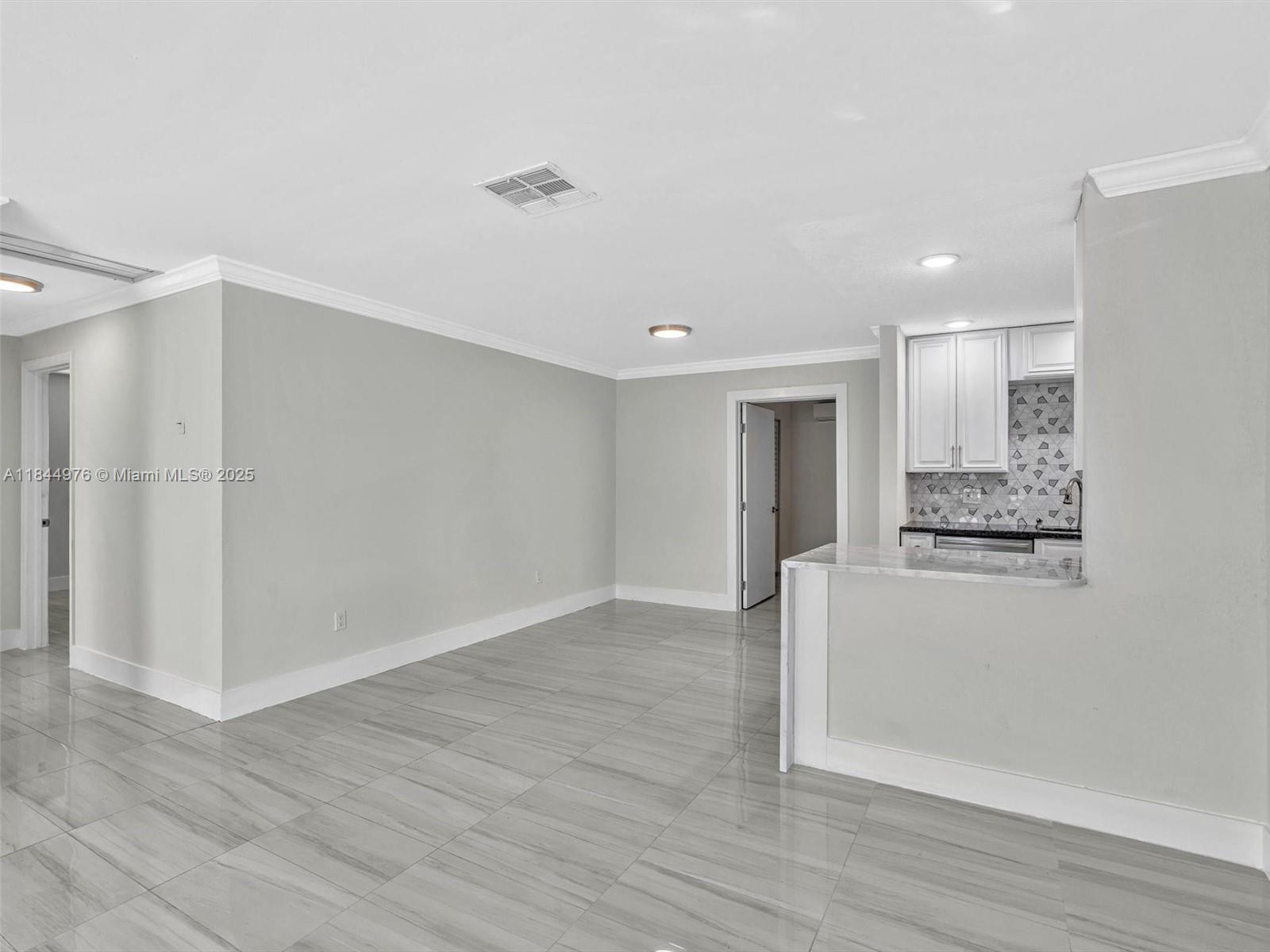 SANDALFOOT COVE SEC 3 - Residential