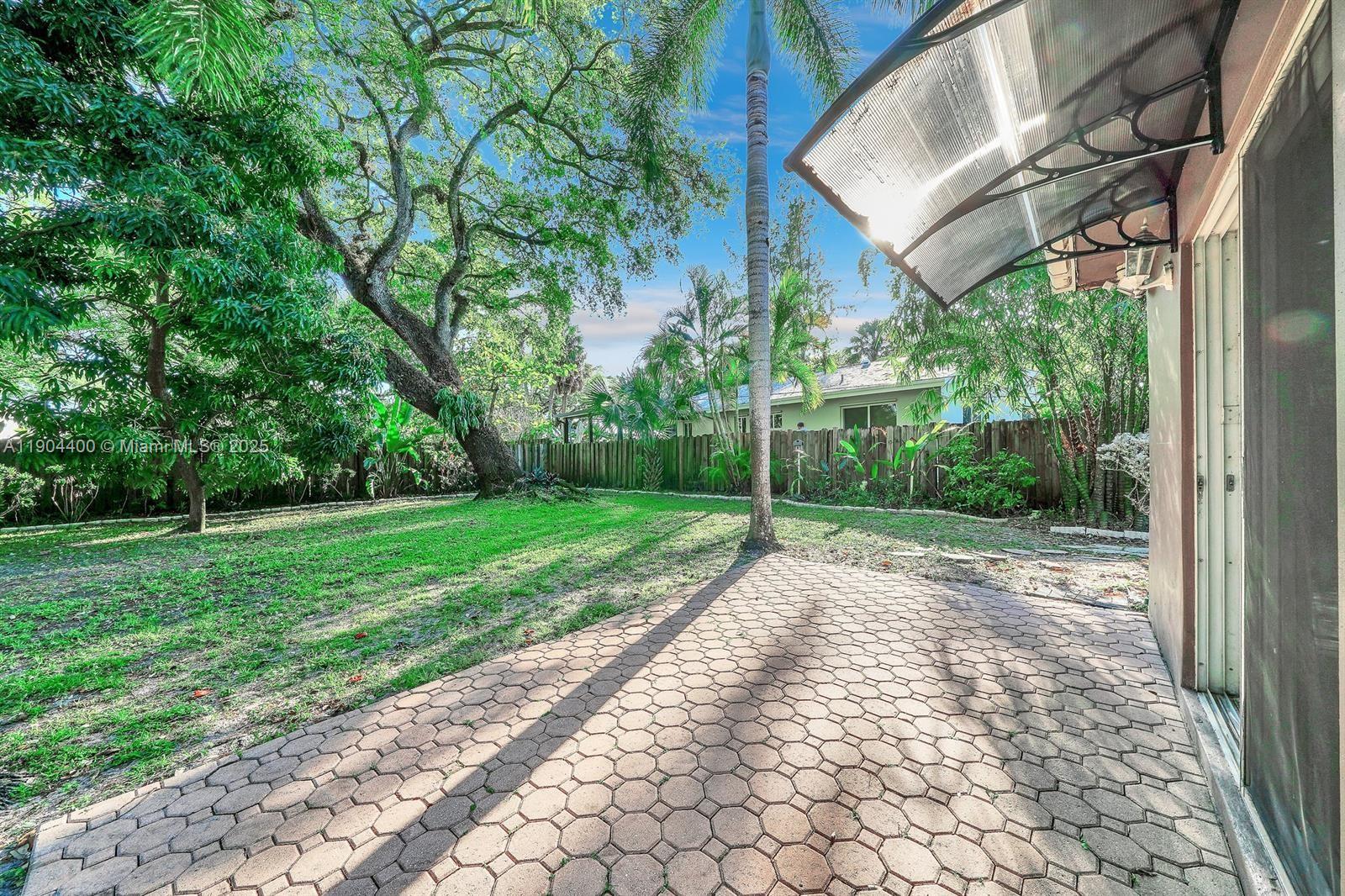 F A BARRETTS SUB OF W1/2 - Residential Lease