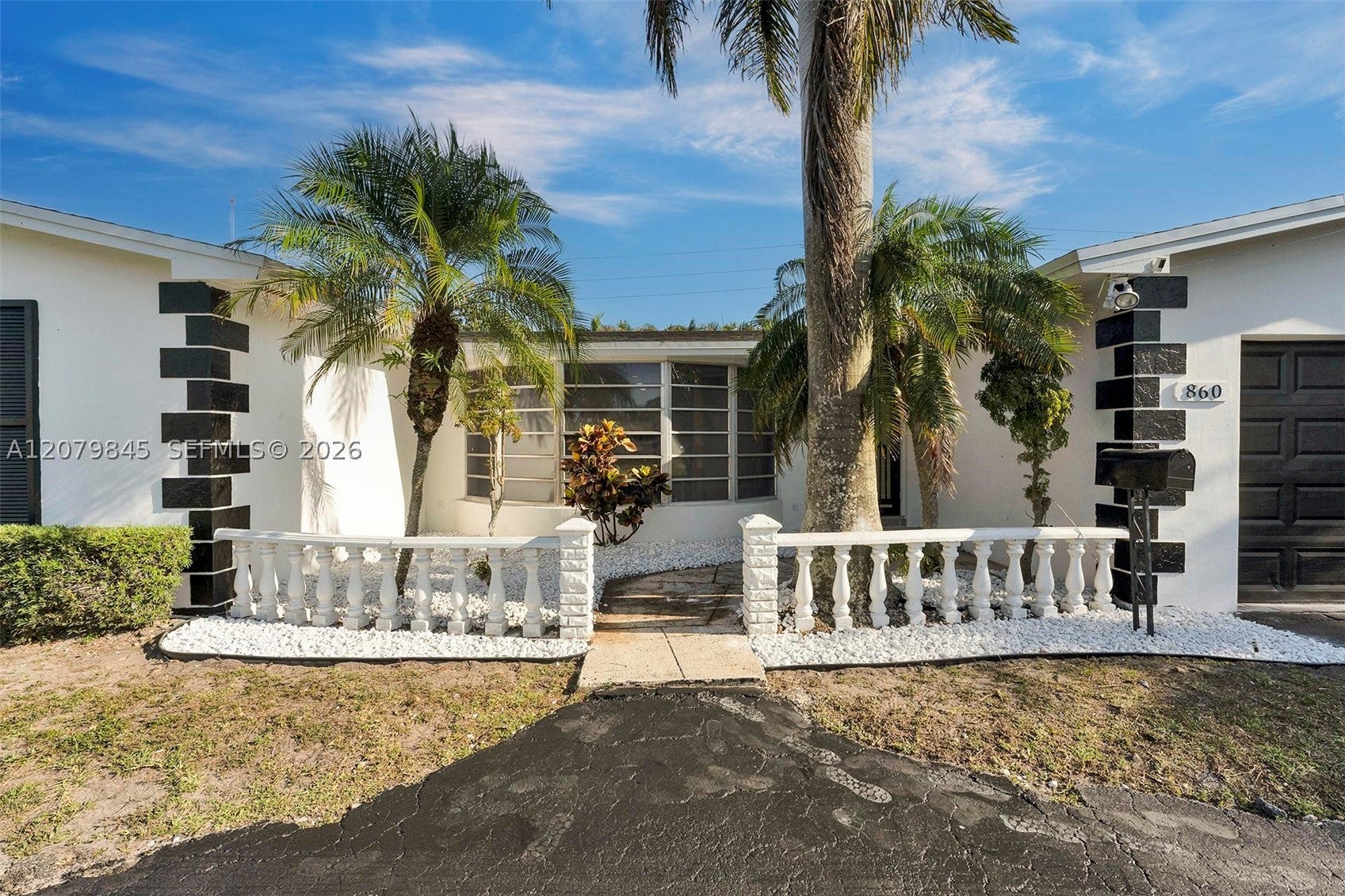 860 NW 207th St