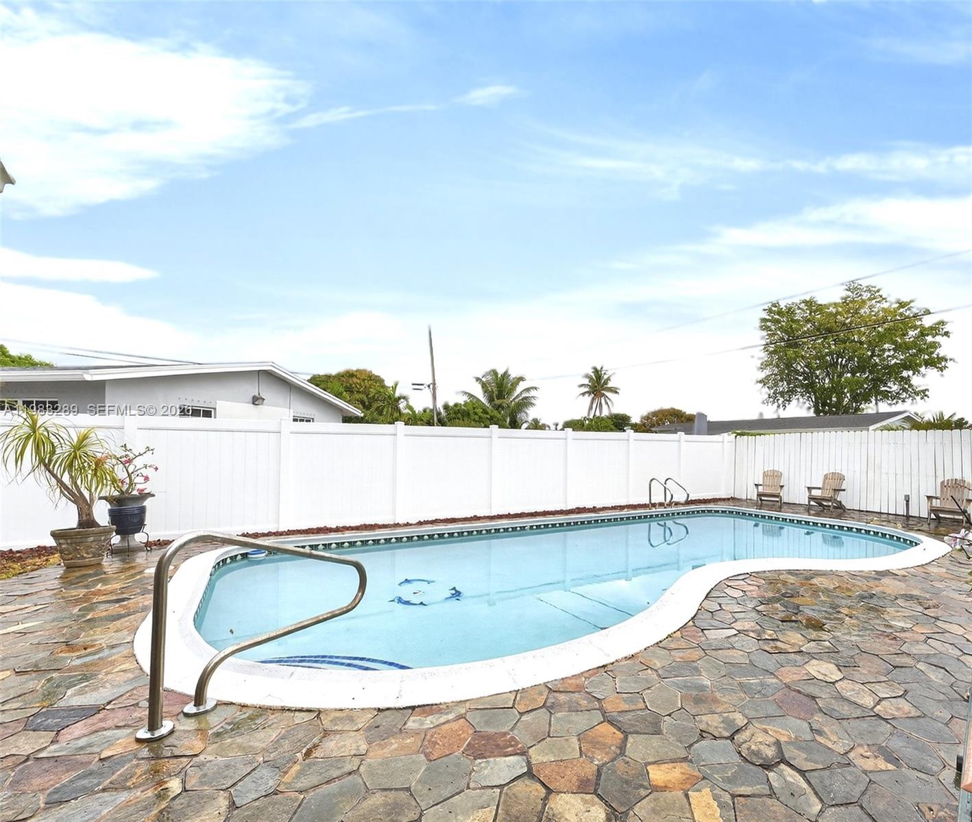 FAIRFAX BROLLIAR ADD SEC - Residential