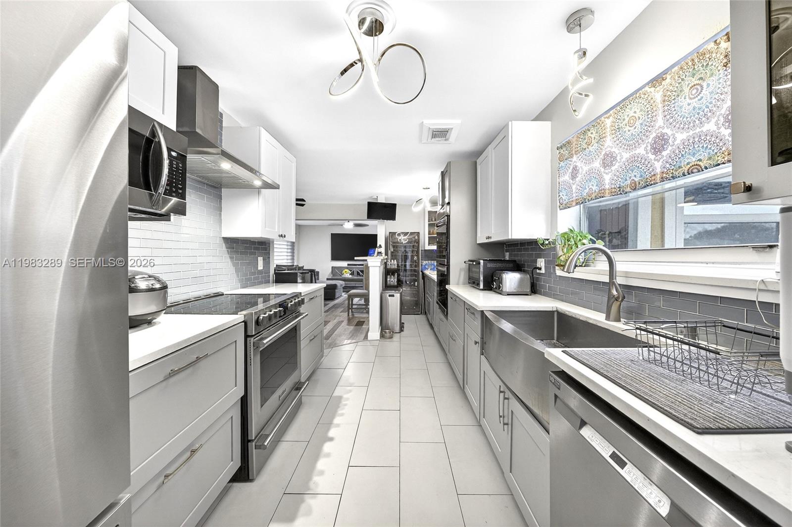 FAIRFAX BROLLIAR ADD SEC - Residential