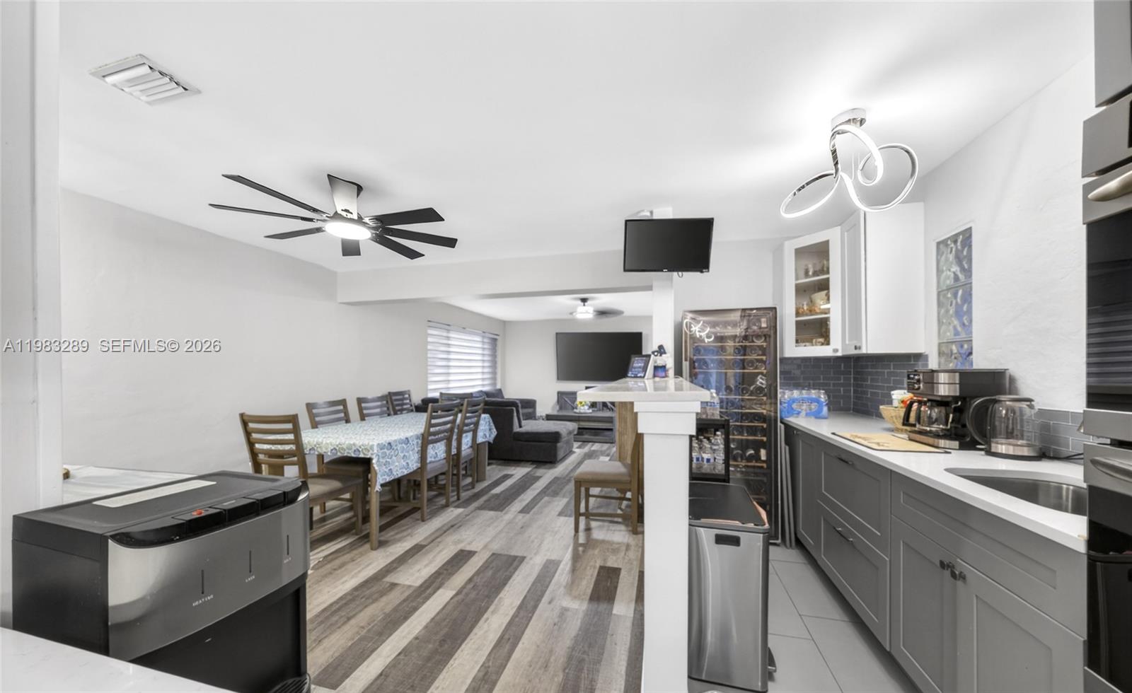 FAIRFAX BROLLIAR ADD SEC - Residential